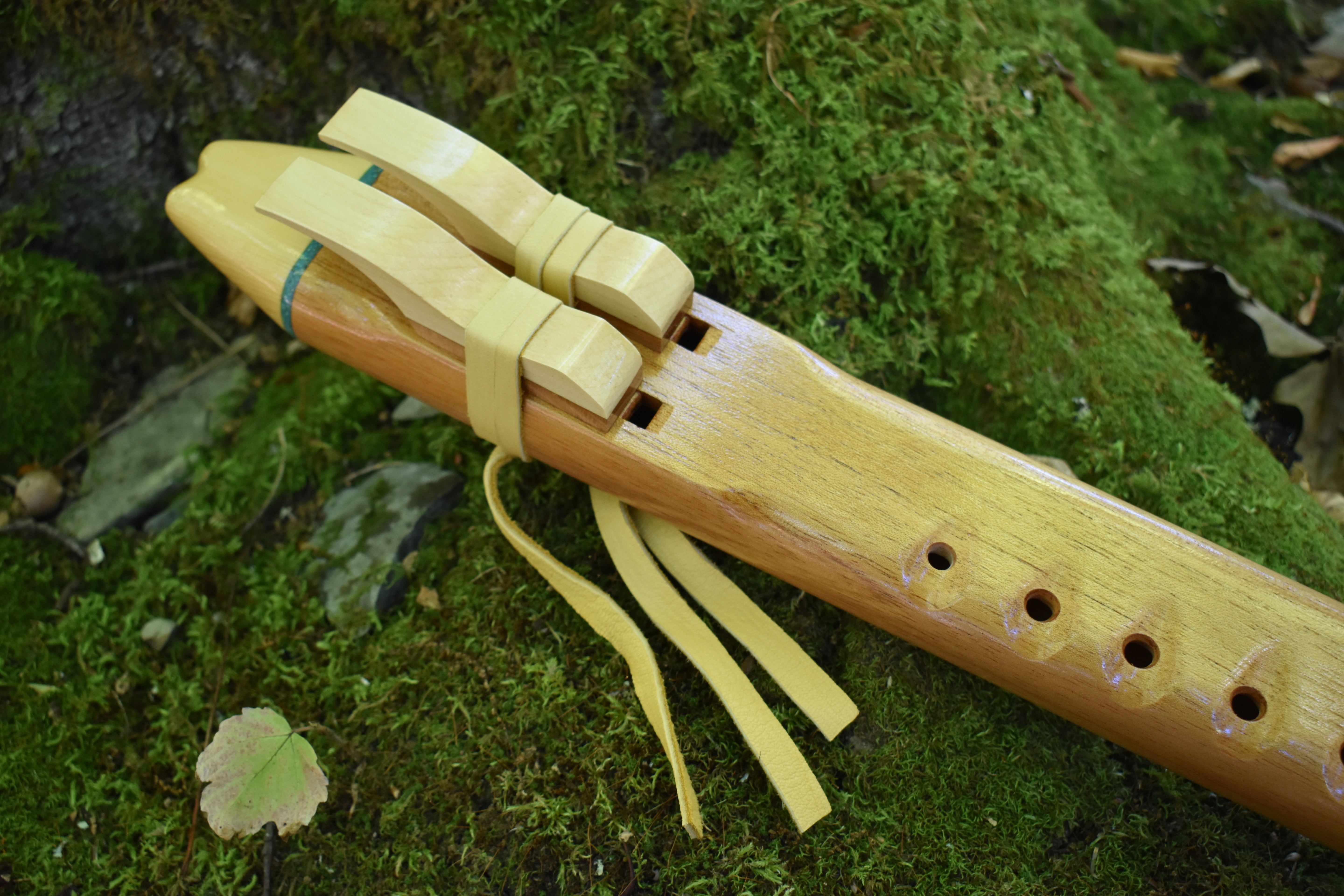 Native American Style Drone Flute in A Minor (440 Hz)